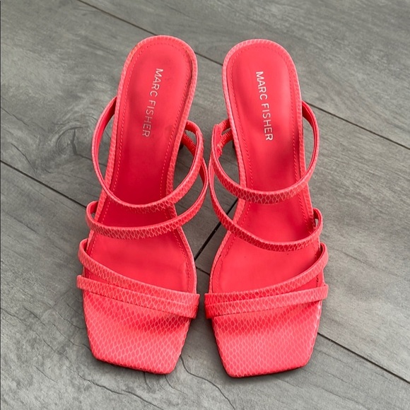 MARC FISHER Colorful Strappy Heeled Sandals, Size 7.5 - Picture 2 of 9
